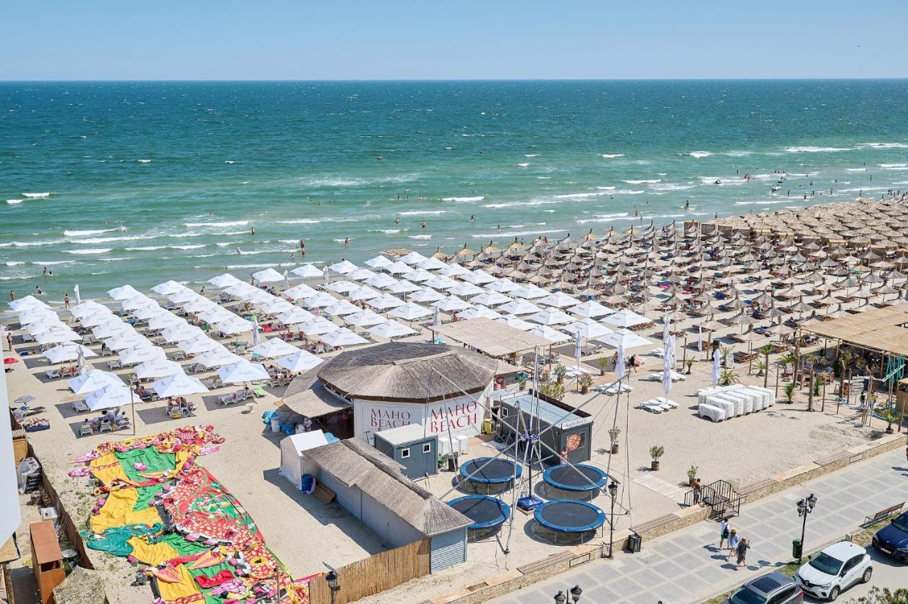Wave N' Sea Apartment In Infinity Beach Resort - Parking Mamaia Exterior foto